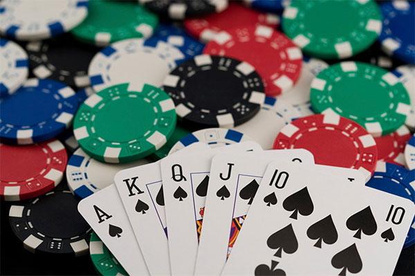 Poker trò chơi phương tây được nhiều người yêu thích nhất Poker trò chơi phương tây được nhiều người yêu thích nhất